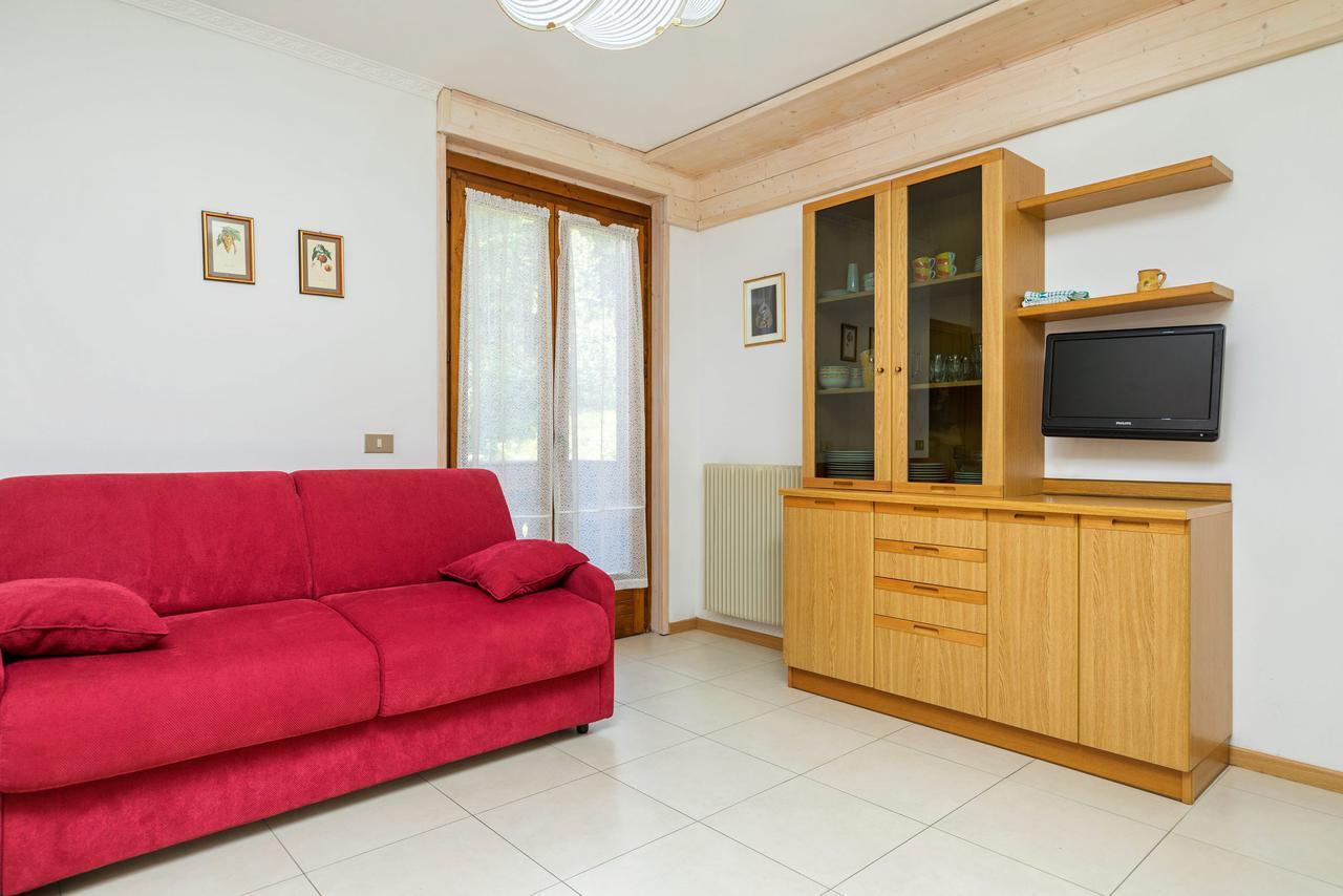 Appartamenti Residenza Pineta Molveno Bagian luar foto